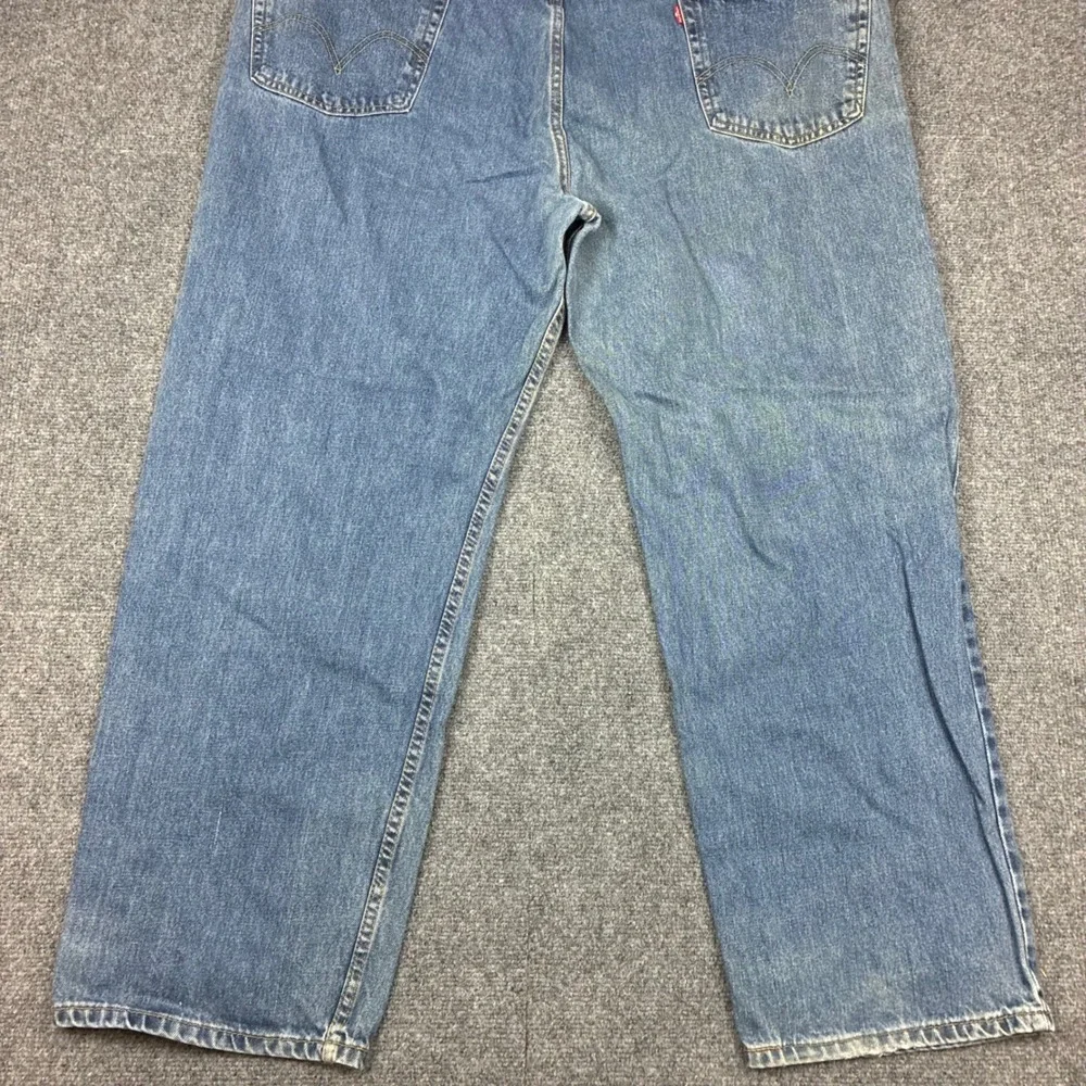 Levis levi 550